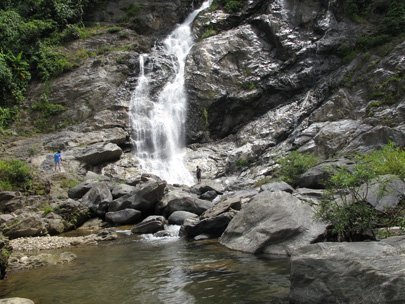 White Waterfall - longhair fairy awaits tourists’ footprints 
